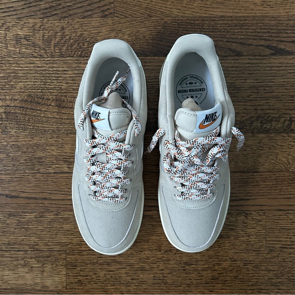 Nike Air Force 1 Low '07 LV8
Certified Fresh Rattan - Picture 2 of 5